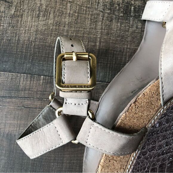 Tory Burch Brenden Crocodile Wedge - Picture 10 of 13